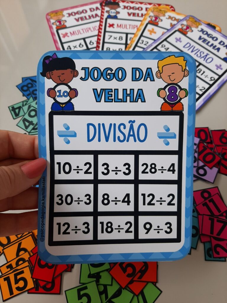 Jogo da velha multiplicação e divisão Psicopedagoga Kamilla Stati