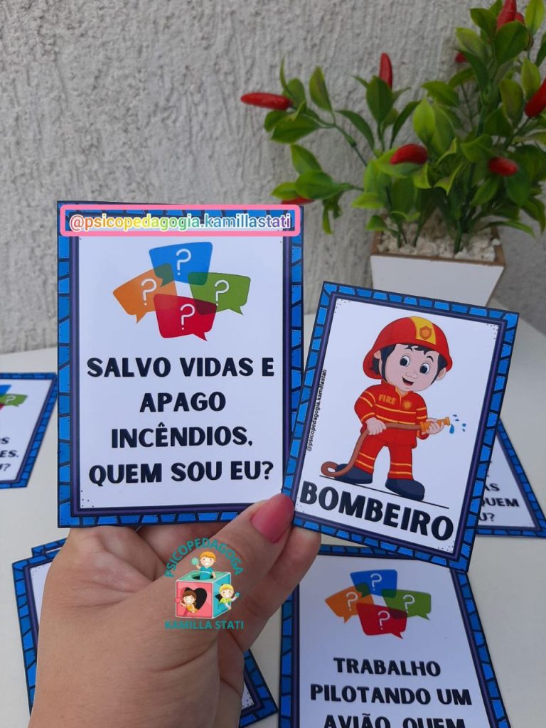 Jogo das profissões - Psicopedagoga Kamilla Stati