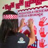 Mural das mãozinhas dia da escola - Image 4