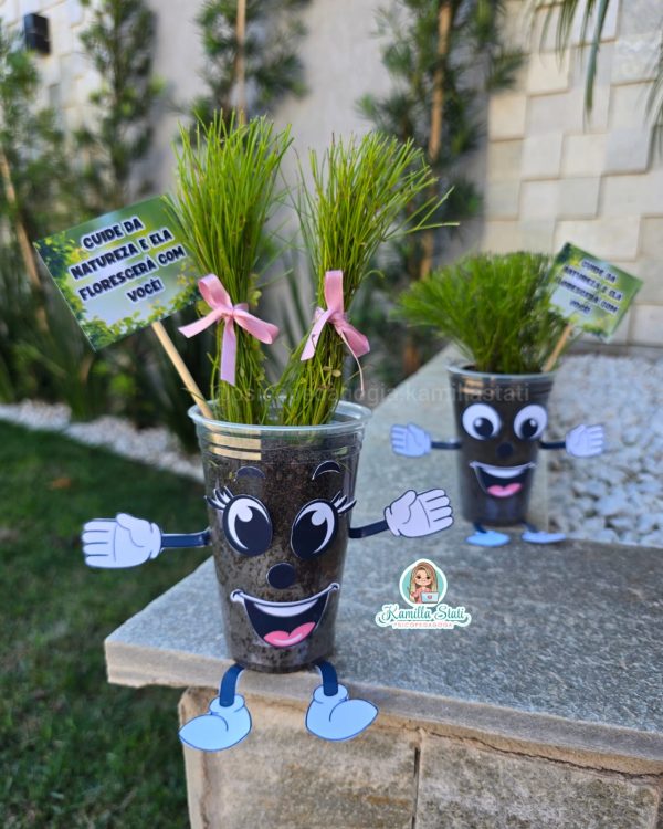 Plantinha interativa no copo