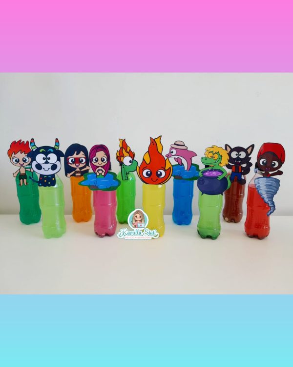 Turma do Folclore nas garrafinhas