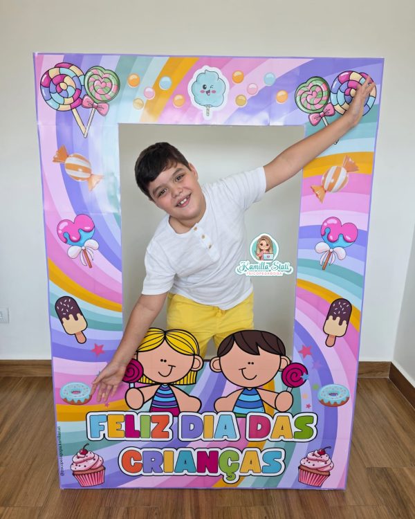 Moldura gigante para fotos dia das crianças - Imagem 2