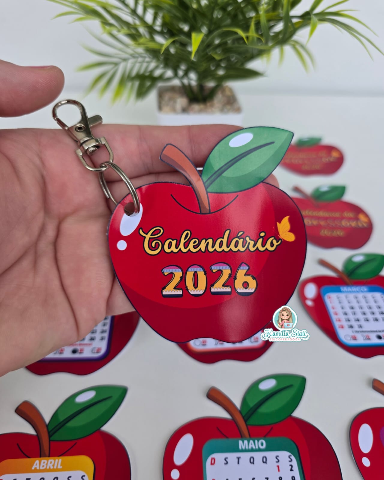 Chaveiro calendário 2026 maçã - Imagem 3