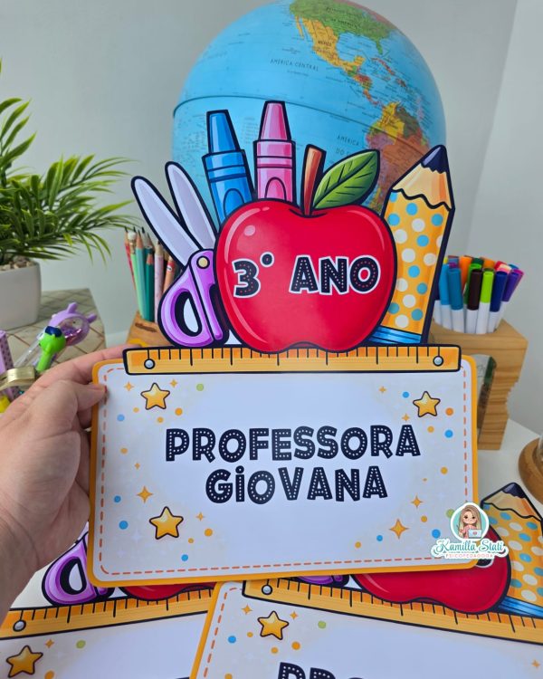 Placas de identificação de sala de aula maçã - Psicopedagoga Kamilla Stati