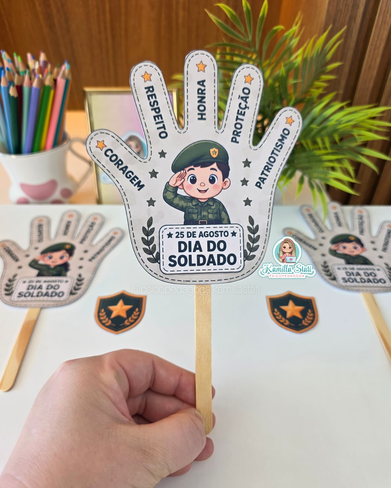 Palitoche mãozinha dia do soldado
