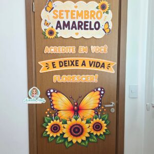 Decoração de porta setembro amarelo borboleta